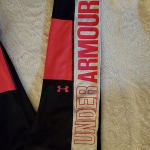 Under Armour leggings/yoga pants
